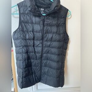 Uniqlo black vest
